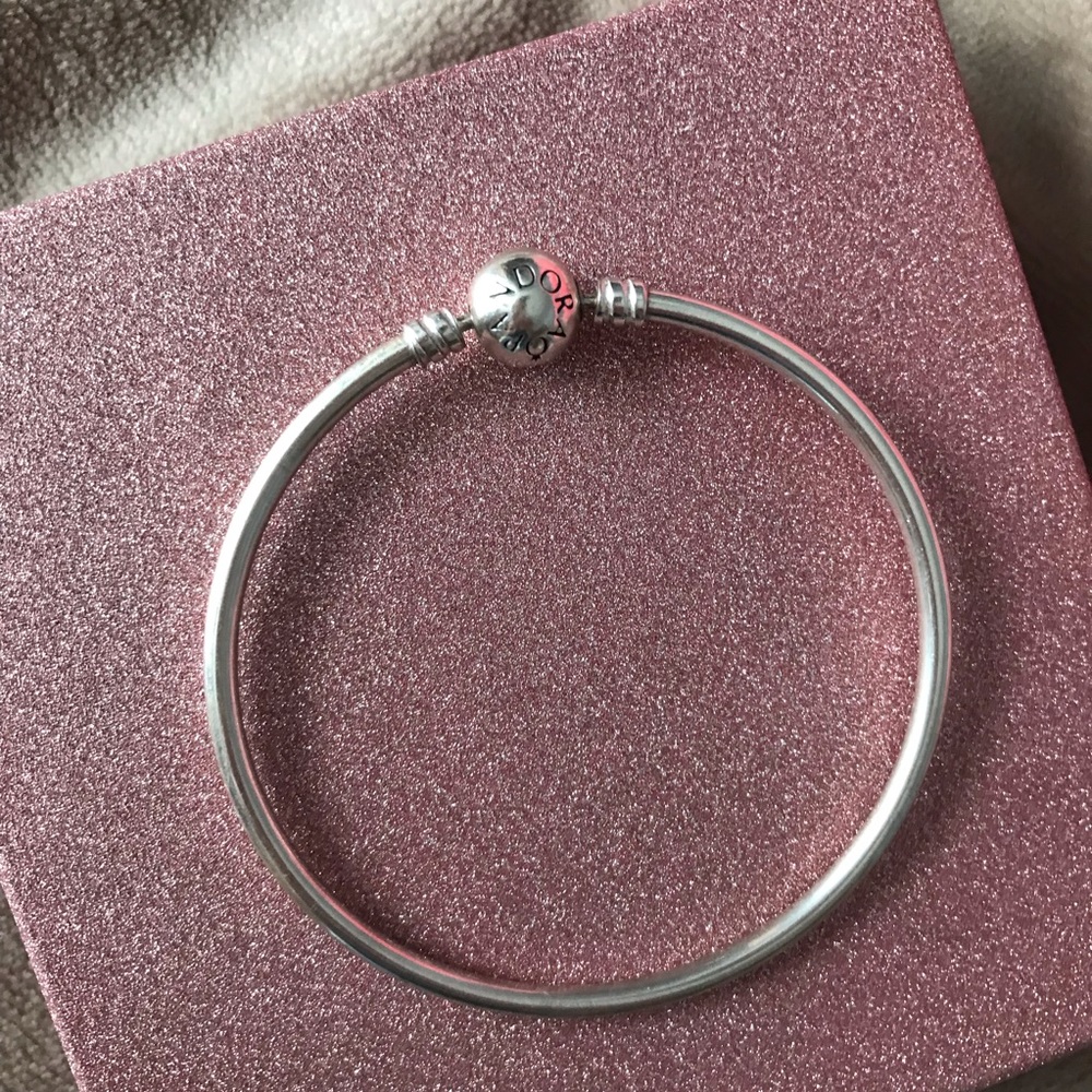 💗VDAY💗PANDORA STERLING SILVER BANGLE BRACELET
